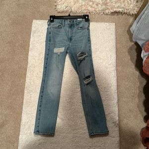 NWOT Hollister Ultra High-Rise Skinny Ankle Jeans